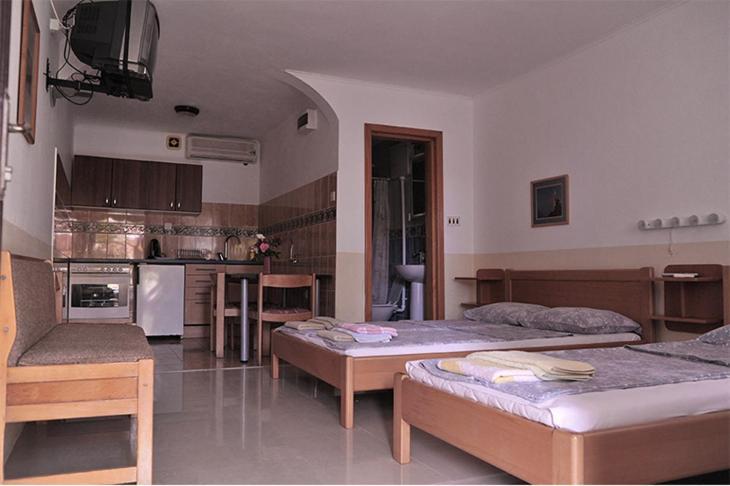 Vila Mila Petrovac na moru Exterior foto